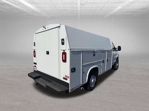 New 2026 Ford E-350 and Econoline 350 Super Duty w/ Power Equipment Group RWD image 3