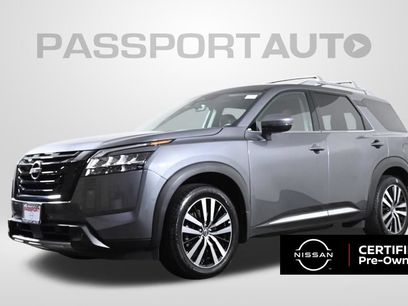 Certified 2024 Nissan Pathfinder Platinum w/ Black Appearance Package