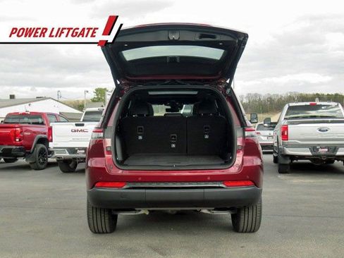 New 2025 Jeep Grand Cherokee Limited w/ Luxury Tech Group II image 27