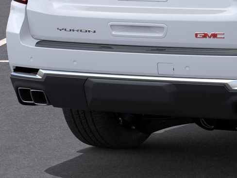 New 2026 GMC Yukon Denali w/ Sun & Power Step Package AWD/4WD image 14