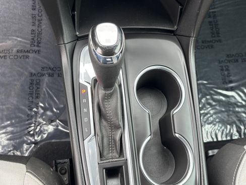 Used 2020 Chevrolet Equinox LT image 29