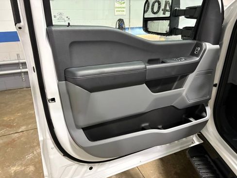 New 2026 Ford F350 XLT w/ 360-Degree Camera Package AWD/4WD image 21