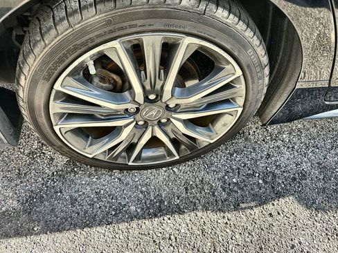 Used 2019 Acura RLX Sport Hybrid w/ Advance Pkg image 9