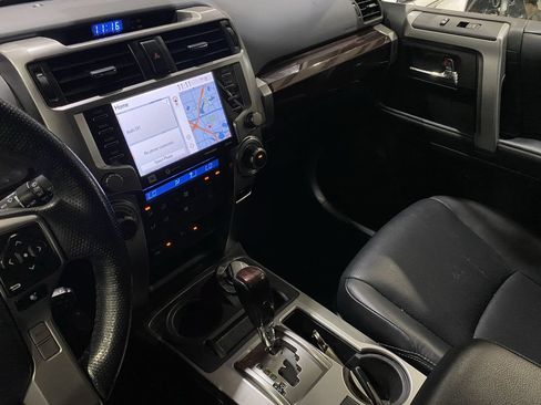 Used 2023 Toyota 4Runner Limited AWD/4WD image 8