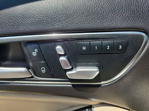 Used 2019 Mercedes-Benz GLA 250 image 14