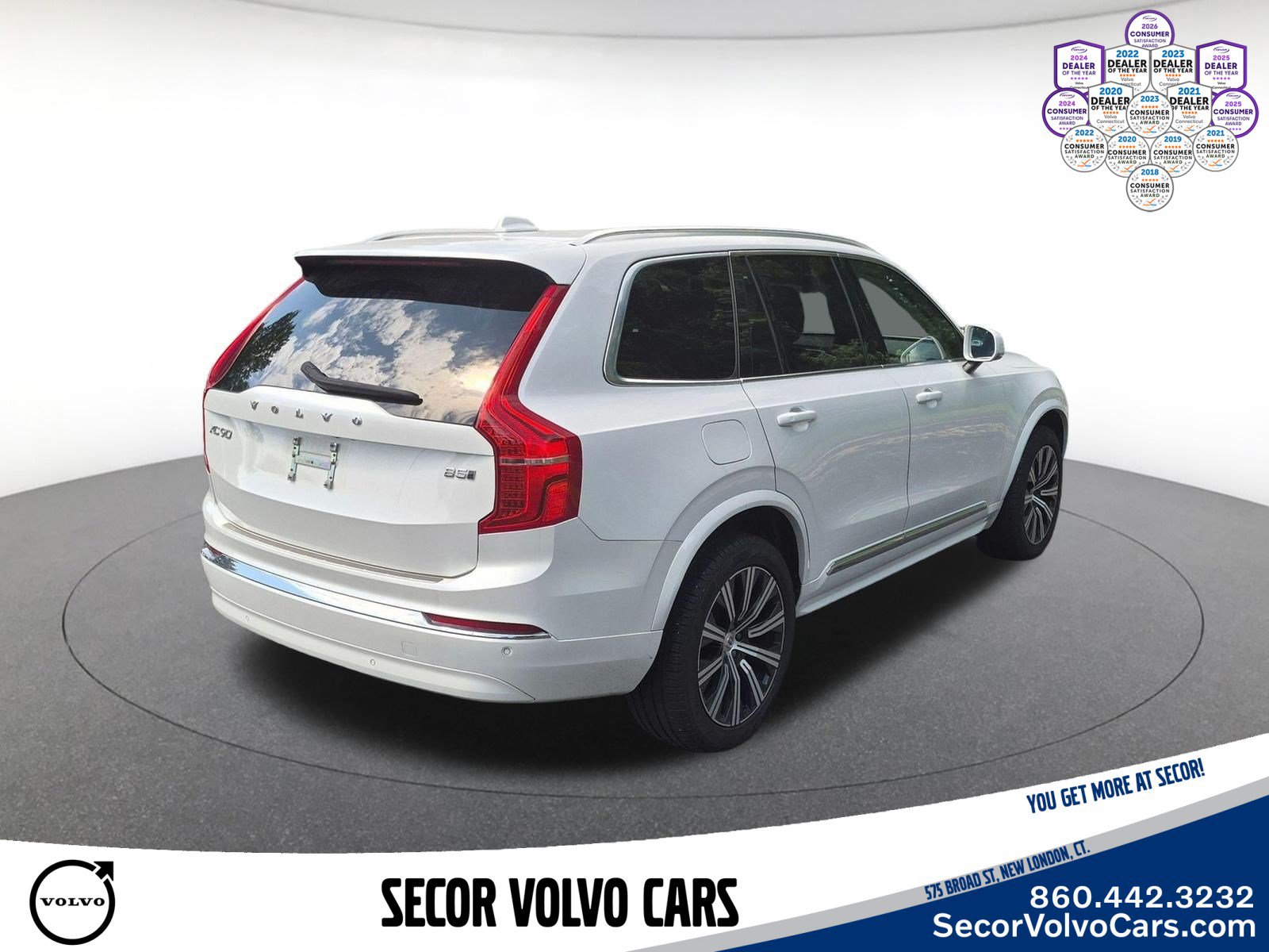Used 2024 Volvo XC90 B5 Core w/ Protection Package Premier AWD/4WD image 6