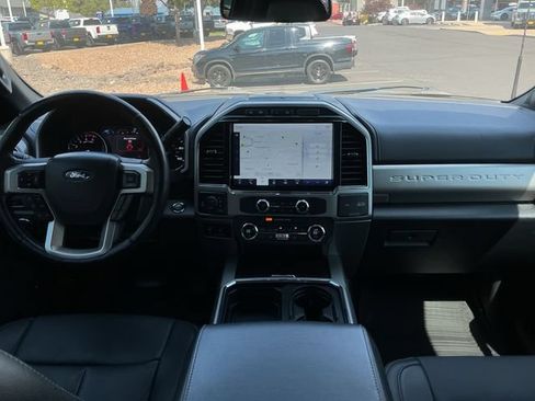 Used 2022 Ford F250 Lariat w/ Black Appearance Package AWD/4WD image 21