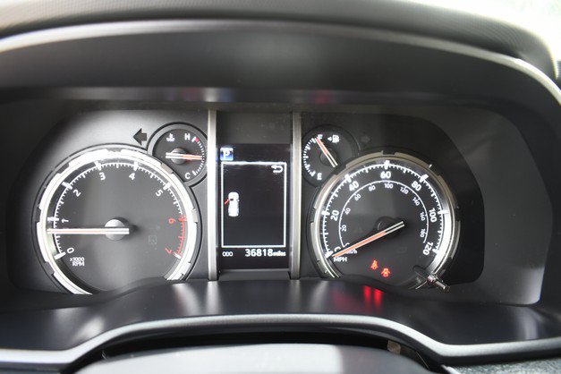 Certified 2024 Toyota 4Runner TRD Off-Road AWD/4WD image 31