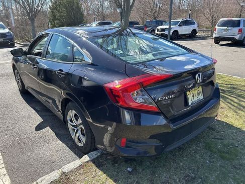Used 2018 Honda Civic LX image 4