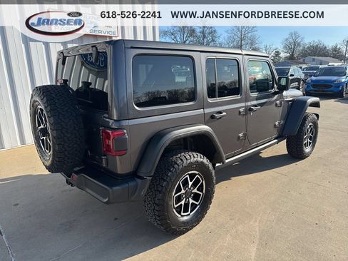 Used 2025 Jeep Wrangler Unlimited Rubicon AWD/4WD image 7