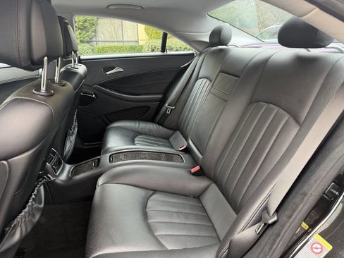 Used 2011 Mercedes-Benz CLS 550 image 25