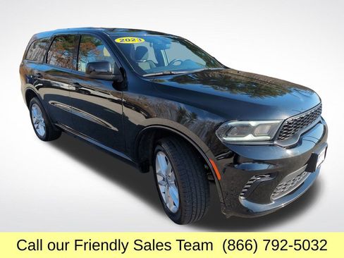 Used 2023 Dodge Durango GT image 9