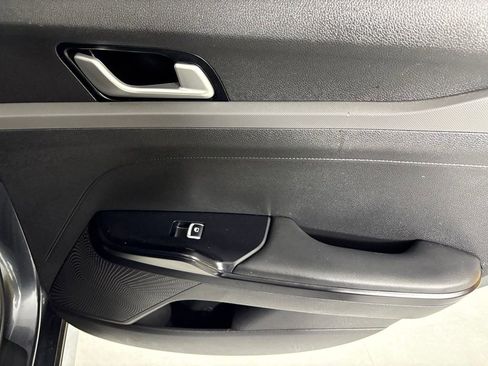 Used 2021 Kia K5 LXS FWD image 14