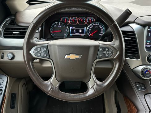 Used 2018 Chevrolet Tahoe Premier RWD image 13