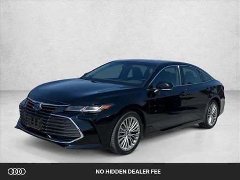 Used 2022 Toyota Avalon Limited w/ Advanced Safety Package FWD image 1