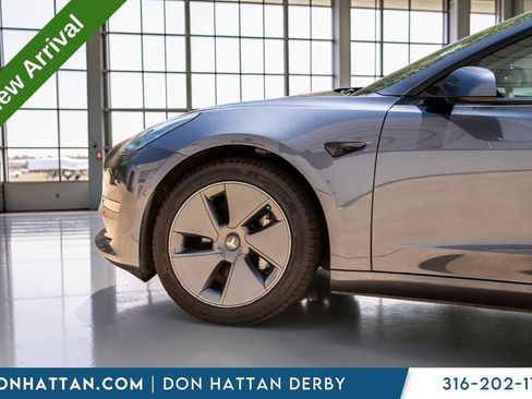 Used 2021 Tesla Model 3 Standard Range Plus RWD image 35