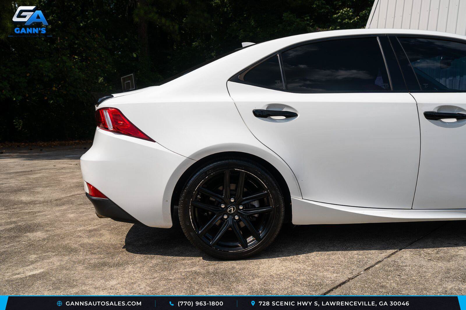 Used 2015 Lexus IS 200t AWD w/ Navigation System Package image 10