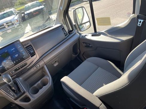 Certified 2022 Ford Transit 350 XLT image 22