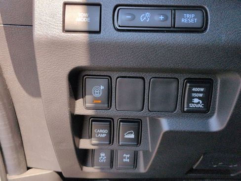 Used 2025 Nissan Frontier PRO-4X w/ Pro Premium Package AWD/4WD image 17