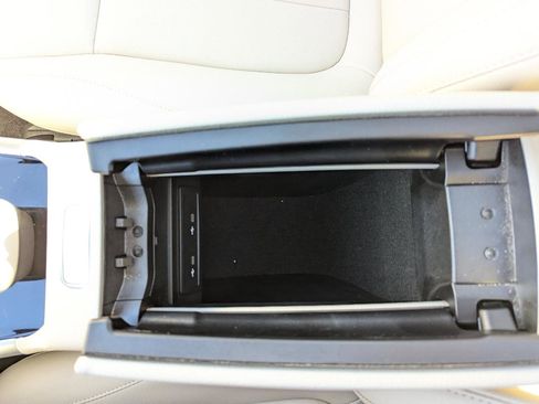 Used 2022 Mercedes-Benz EQB 300 4MATIC image 30