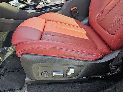 Used 2023 BMW X3 xDrive30i w/ M Sport Package image 29