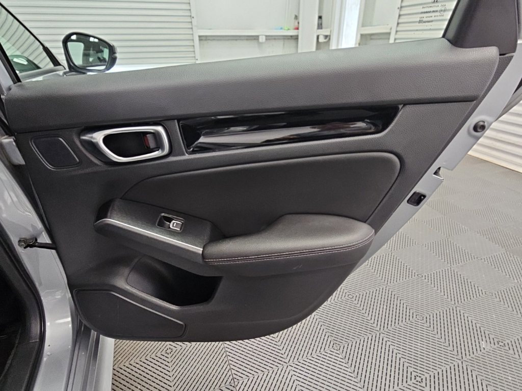 Used 2024 Honda Civic Touring image 35