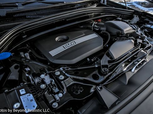 Used 2025 BMW X1 xDrive28i w/ Premium Package image 19