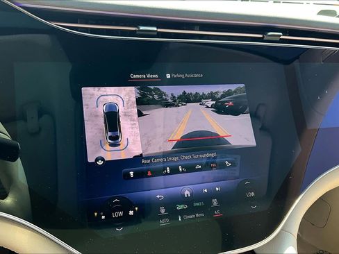 Used 2023 Mercedes-Benz EQS 580 4MATIC Sedan image 26