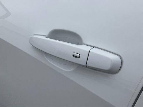 Used 2024 Chevrolet Malibu RS image 33