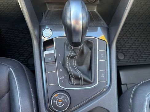 Used 2021 Volkswagen Tiguan SEL Premium R-Line image 20