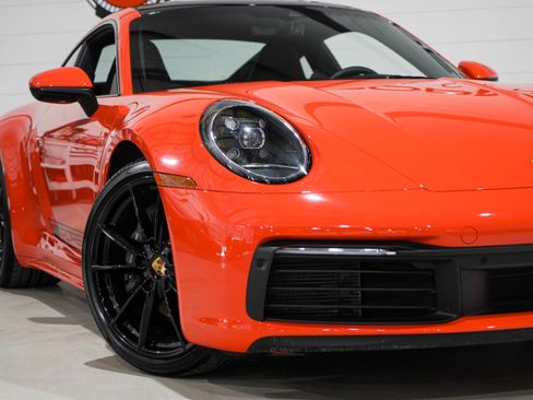 Used 2021 Porsche 911 Carrera RWD image 29