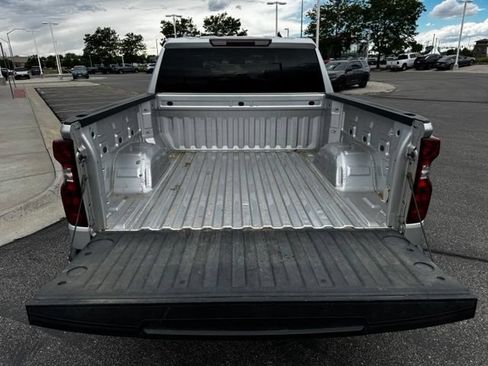 Used 2021 Chevrolet Silverado 1500 LT w/ Fleet Comfort Package AWD/4WD image 8