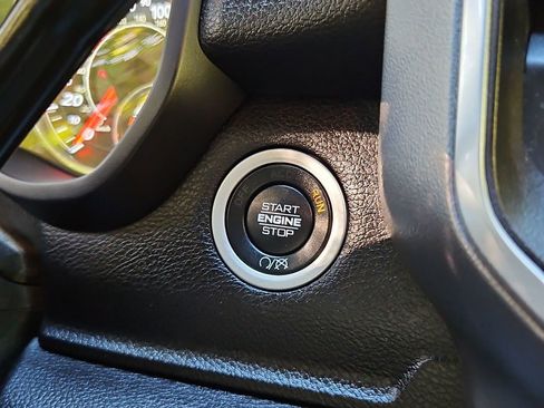 Used 2023 RAM 2500 Big Horn w/ Level 1 Equipment Group image 18