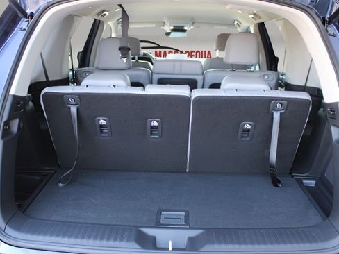 Used 2025 Honda Pilot EX-L image 21