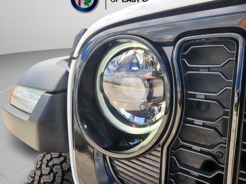 Used 2025 Jeep Wrangler Willys 4xe image 13