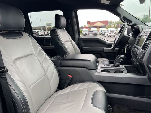 Used 2018 Ford F150 XLT w/ Equipment Group 302A Luxury RWD image 34