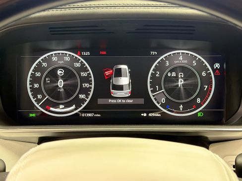 Used 2021 Land Rover Range Rover SV Autobiography Dynamic image 40