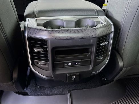 New 2026 RAM 1500 4x4 Crew Cab image 26