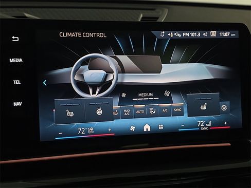 New 2026 BMW X1 xDrive28i w/ Technology Package image 24