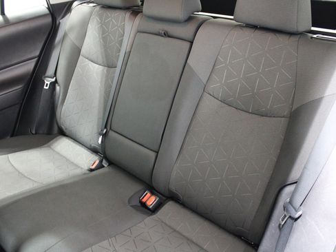 Used 2021 Toyota RAV4 XLE FWD image 17