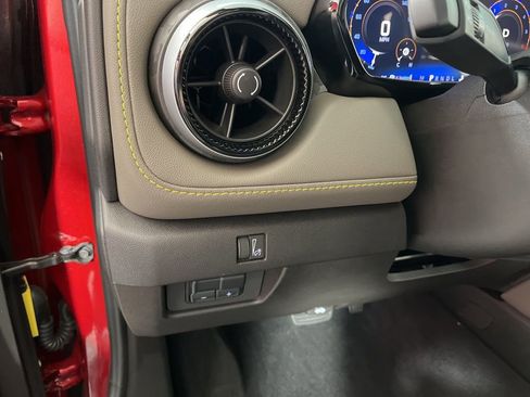 Certified 2024 Chevrolet Colorado ZR2 w/ Technology Package image 31