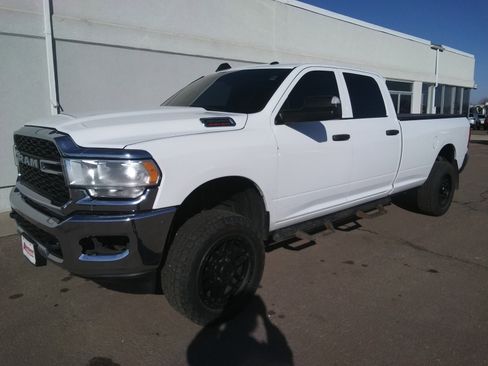Used 2019 RAM 3500 Tradesman image 2