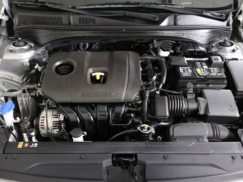 Used 2024 Kia Forte LXS FWD image 18