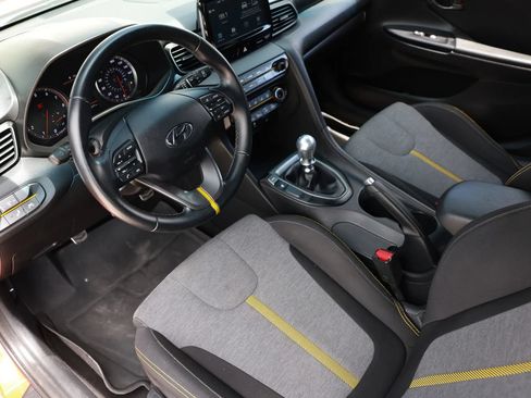Used 2020 Hyundai Veloster Turbo R-Spec FWD image 18
