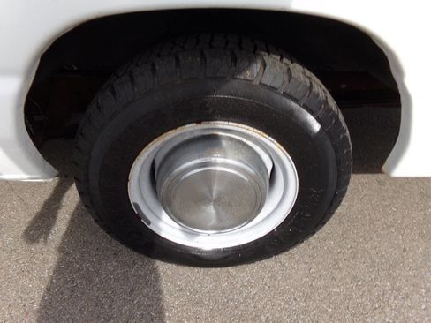 Used 1995 Ford E-250 and Econoline 250 Super image 23