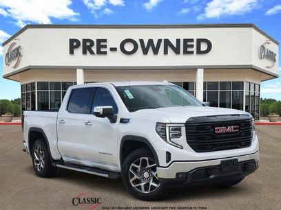 Used 2022 GMC Sierra 1500 SLT w/ SLT Convenience Package