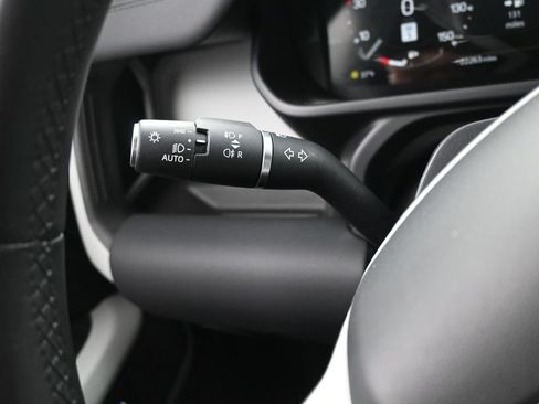 Used 2024 Land Rover Defender 110 S AWD/4WD image 18