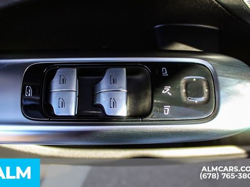 Used 2025 Mercedes-Benz C 36 AMG S image 38