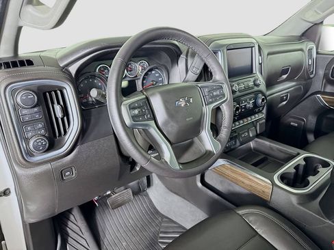 Used 2020 Chevrolet Silverado 1500 LT Trail Boss image 9