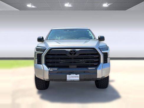 Used 2022 Toyota Tundra SR5 RWD image 5